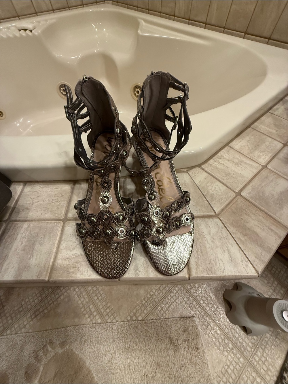 Sam Edelman Desi Pewter Metallic Snake-Print Strappy Gladiator Sandals